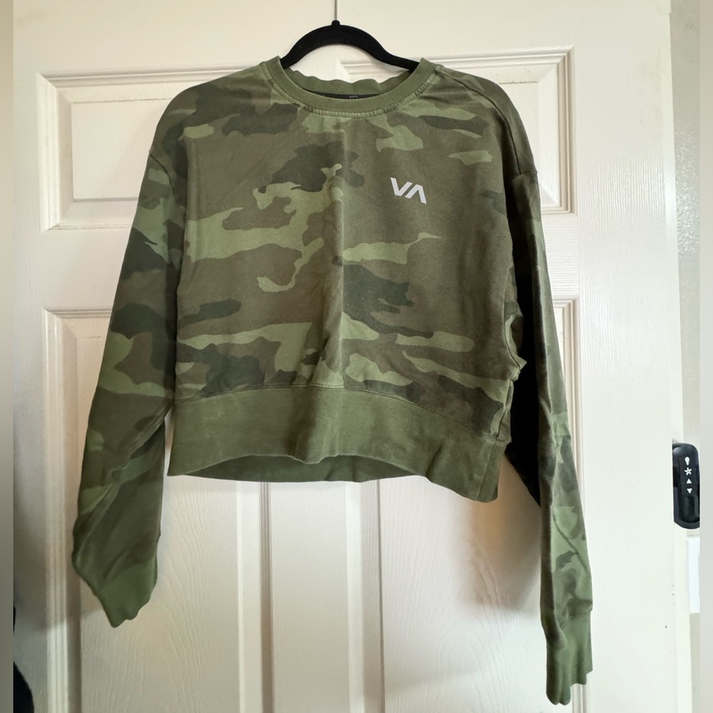 RVCA crop top sweater
